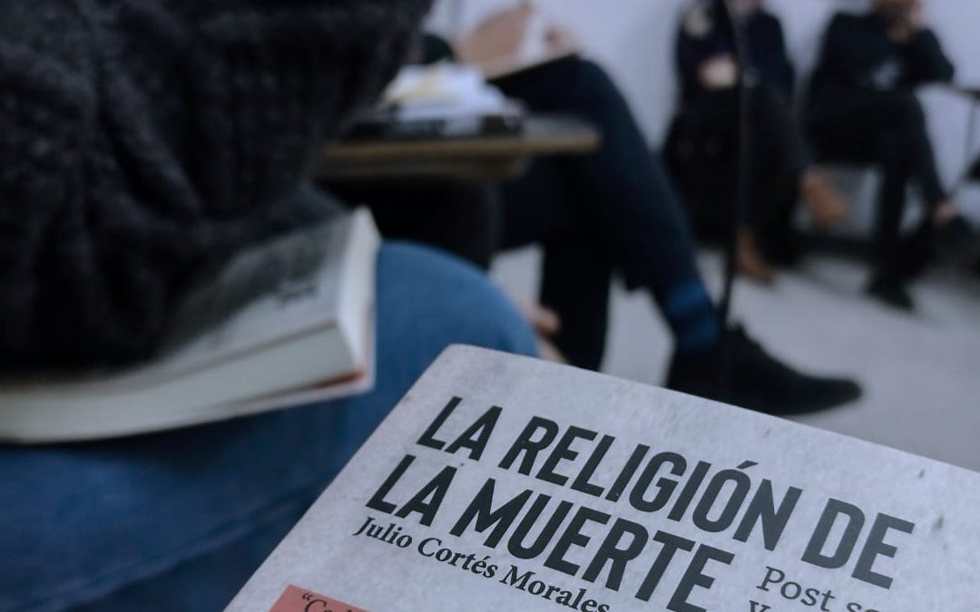 (Fotos) Lanzamiento del libro «La religión de la muerte»